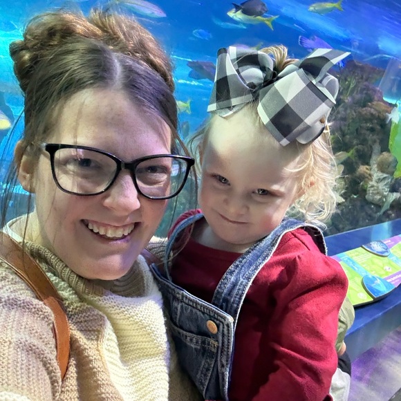 Meet your Posher, Stephanie - Picture 10 of 13